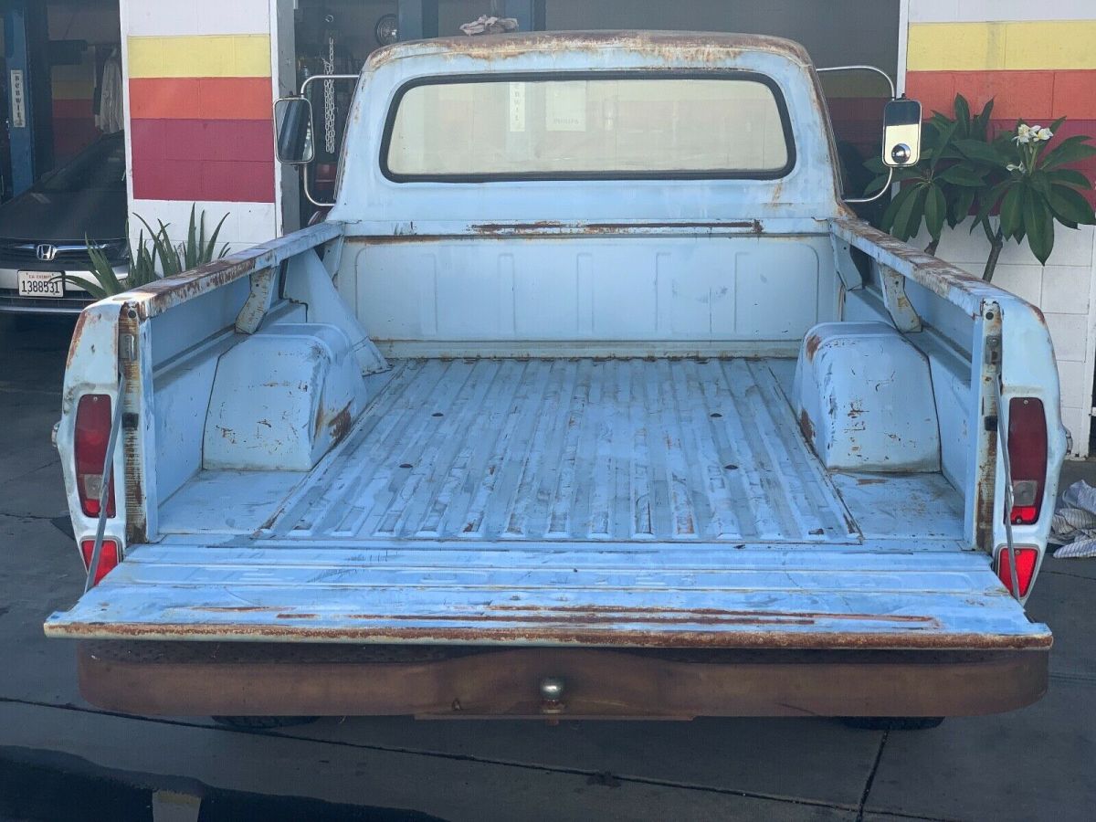 1969 Blue Ford F-250