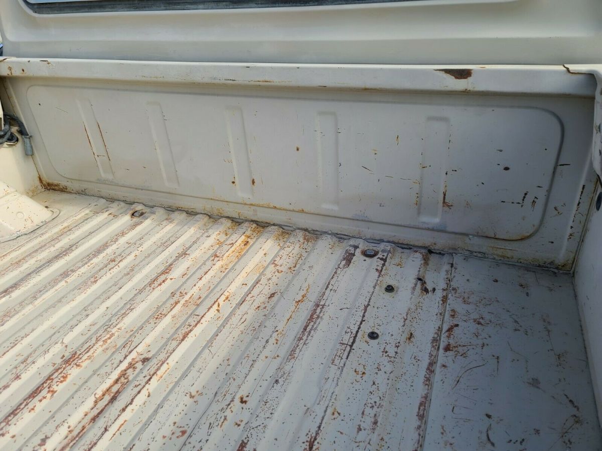 1969 White Ford F-250 Standard Cab Pickup