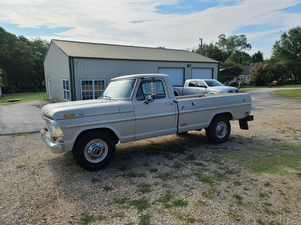 1969 White Ford F-250 Standard Cab Pickup
