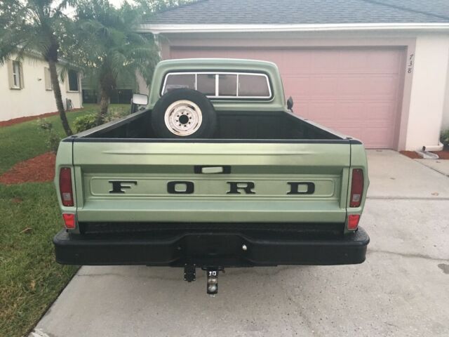 1969 Green Ford F-250 Cab & Chassis
