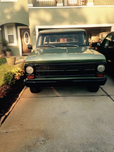 1969 Green Ford F-250 Cab & Chassis