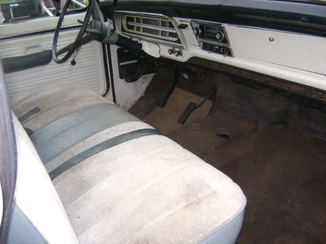 1969 White Ford F-250 Pickup