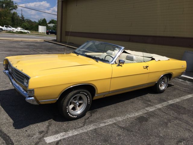 1969 Yellow Ford Fairlane Coupe