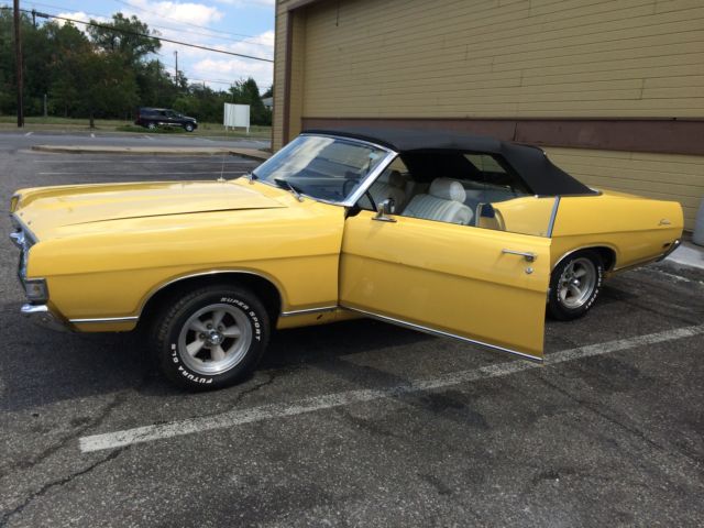 1969 Yellow Ford Fairlane Coupe