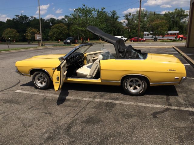 1969 Yellow Ford Fairlane Coupe