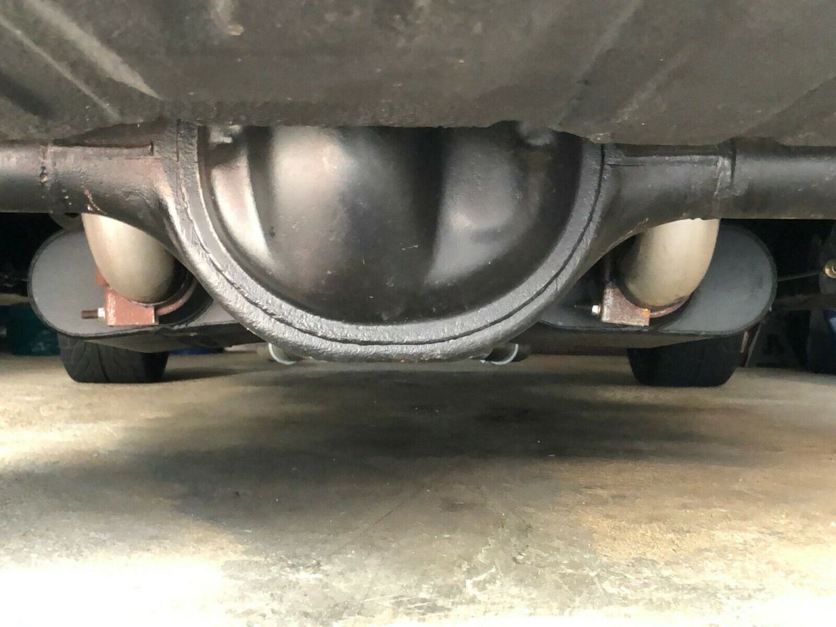 1969 metallic flake gunmetal/grey Ford Mustang Fastback