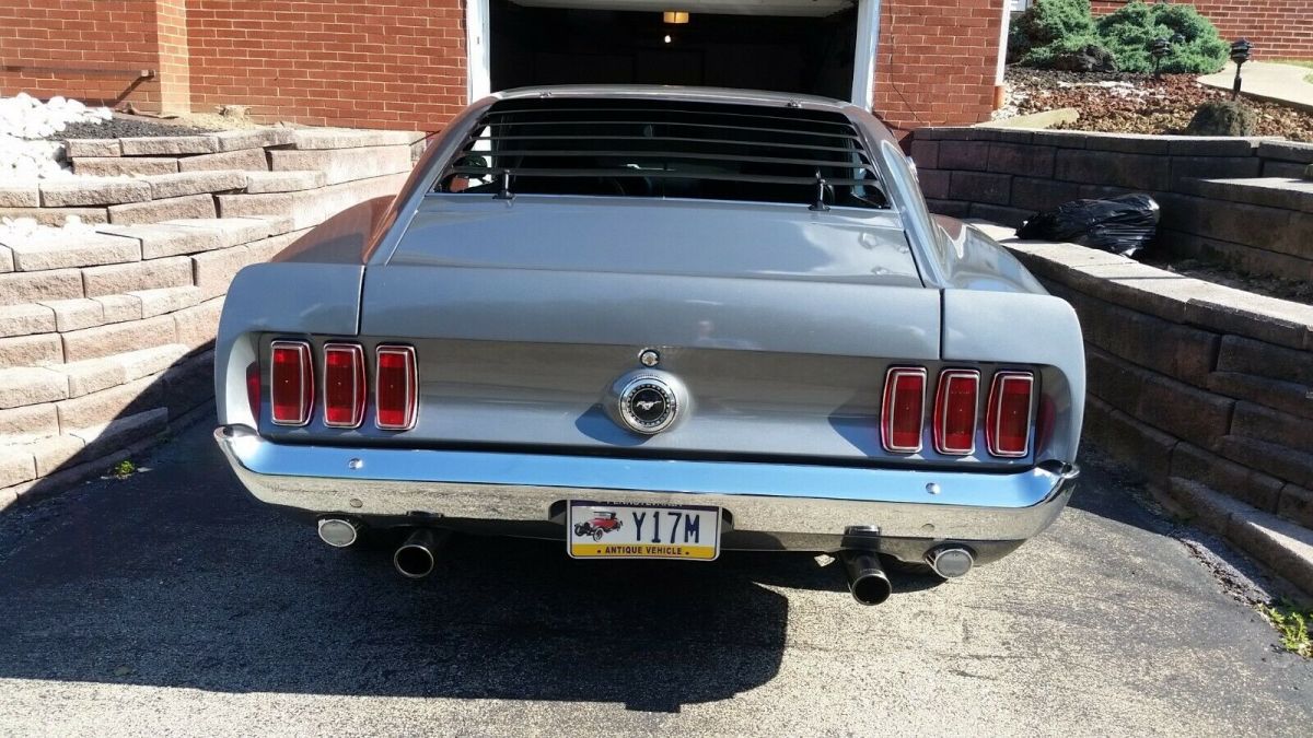 1969 metallic flake gunmetal/grey Ford Mustang Fastback