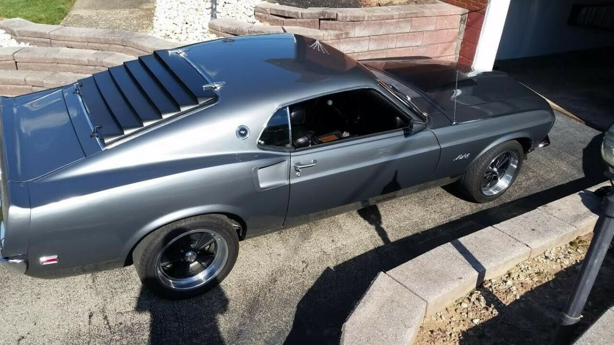 1969 metallic flake gunmetal/grey Ford Mustang Fastback