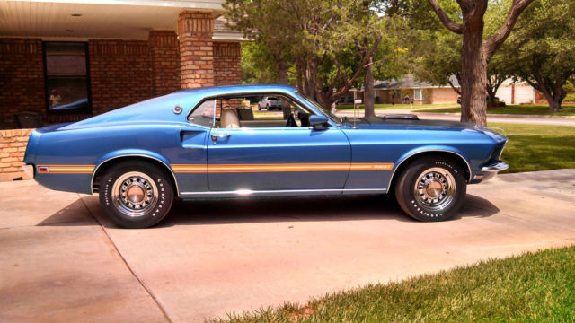 1969 Acapulco Blue Ford Mustang