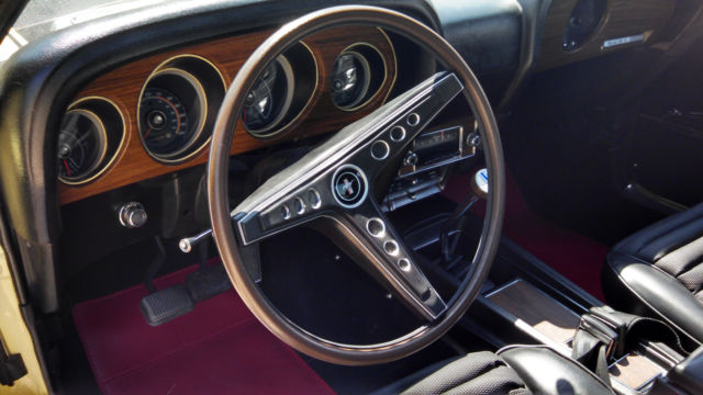 1969 meadowlark yellow Ford Mustang