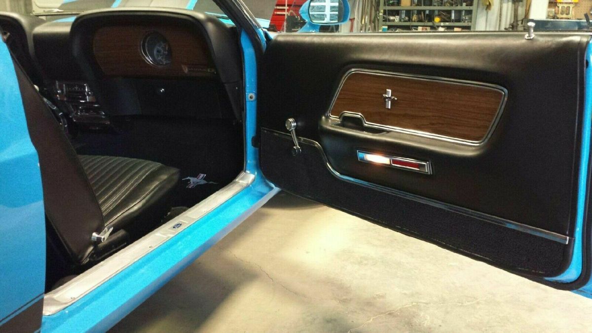 1969 White Ford Mustang