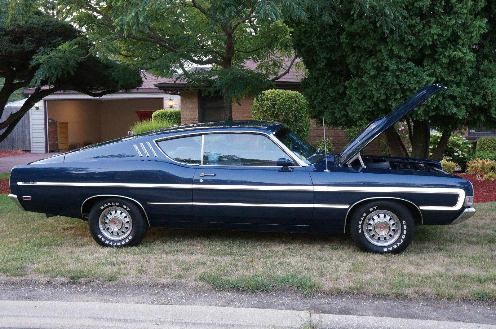 1969 PRESIDENTIAL BLUE Ford Torino U/K