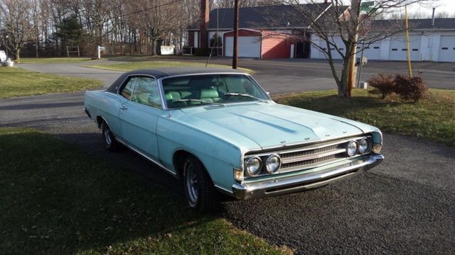 19690000 Aztec Aqua Ford Torino U/K