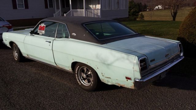 19690000 Aztec Aqua Ford Torino U/K