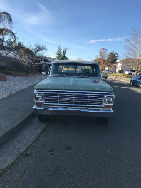 1969 Ford F-250