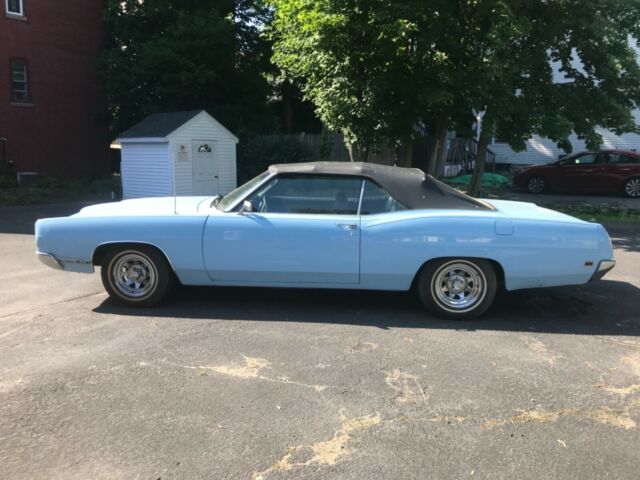 1969 Blue Ford E-Series Van