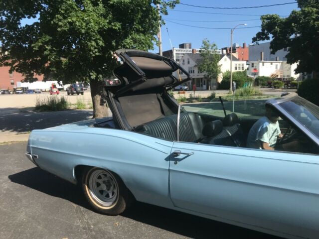 1969 Blue Ford E-Series Van