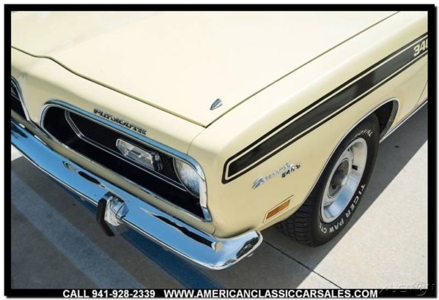 1969 Yellow Plymouth Barracuda