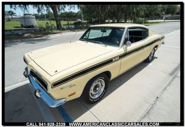1969 Yellow Plymouth Barracuda