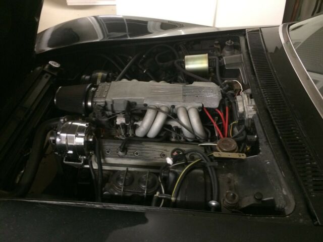 1969 Black Chevrolet Corvette Coupe / Removable top