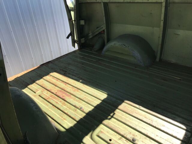 1969 Green white Chevrolet Sportvan90