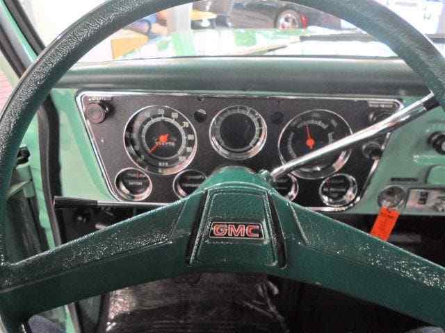 1969 Green GMC 1500  V-SIX Truck