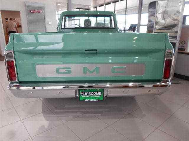 1969 Green GMC 1500  V-SIX Truck