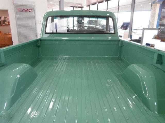 1969 Green GMC 1500  V-SIX Truck