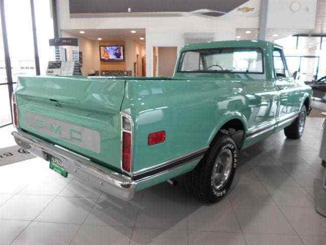 1969 Green GMC 1500  V-SIX Truck