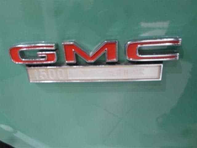1969 Green GMC 1500  V-SIX Truck