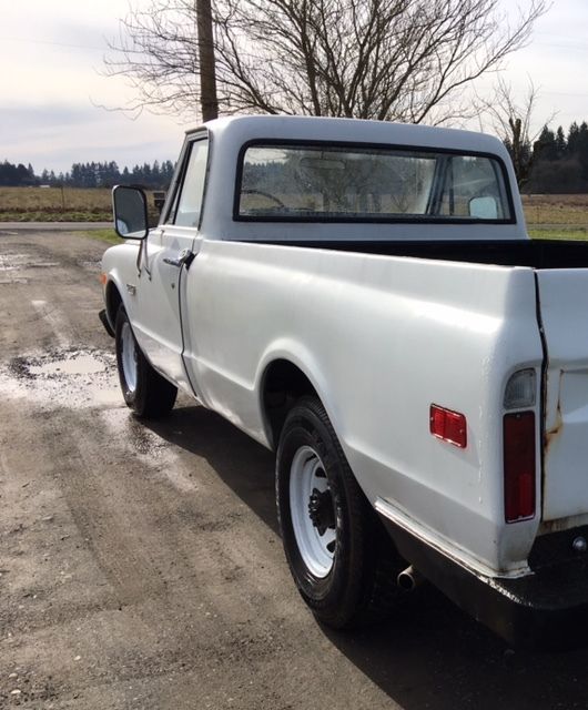 1969 White GMC 2500 Standard Cab Pickup