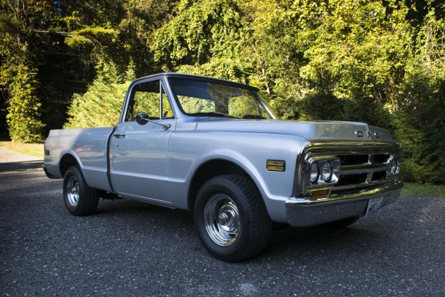 1969 Silver GMC C10 / C15 Standard Cab Pickup