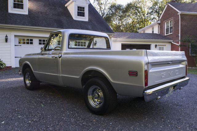 1969 Silver GMC C10 / C15 Standard Cab Pickup