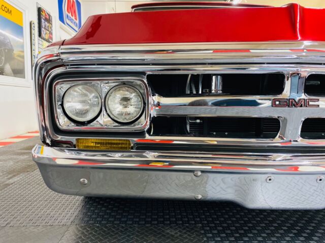 1969 Red GMC C15 Pick-Up