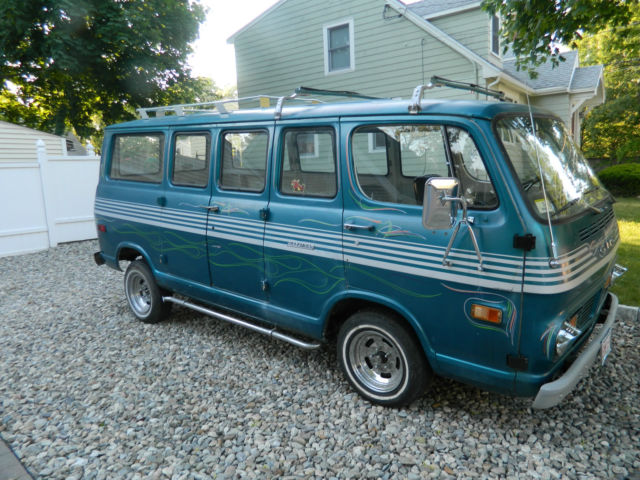 1969 Blue GMC G-10 Sportvan Window Van