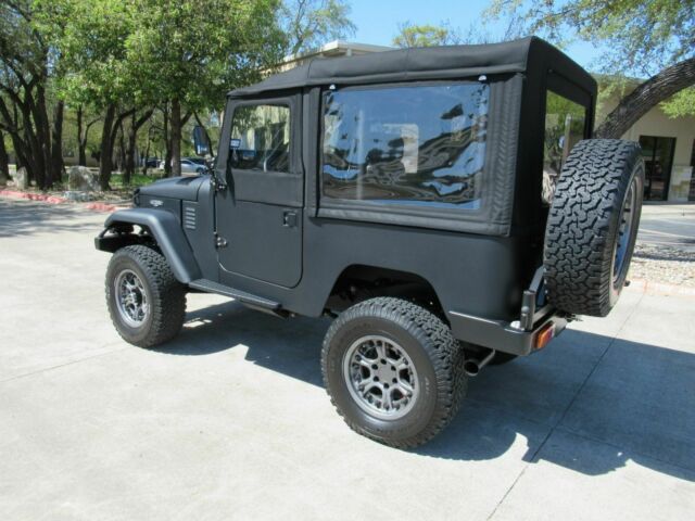 1969 Gray Toyota FJ Cruiser