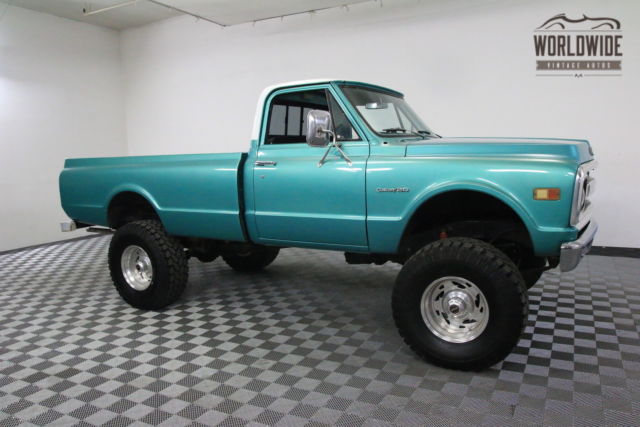 1969 Green Chevrolet C20