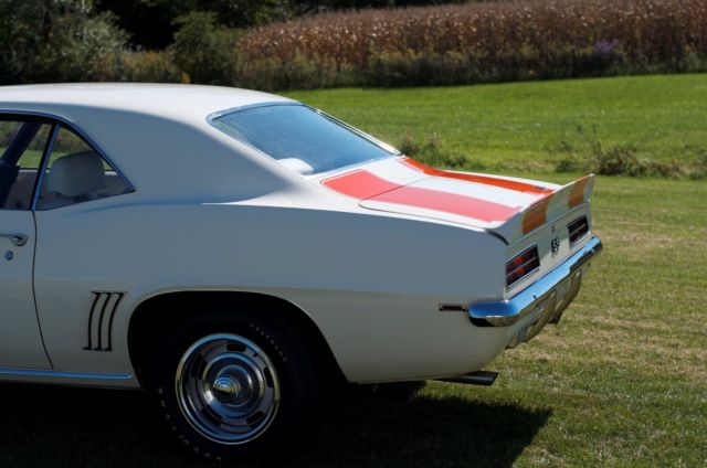 1969 White Chevrolet Camaro Coupe
