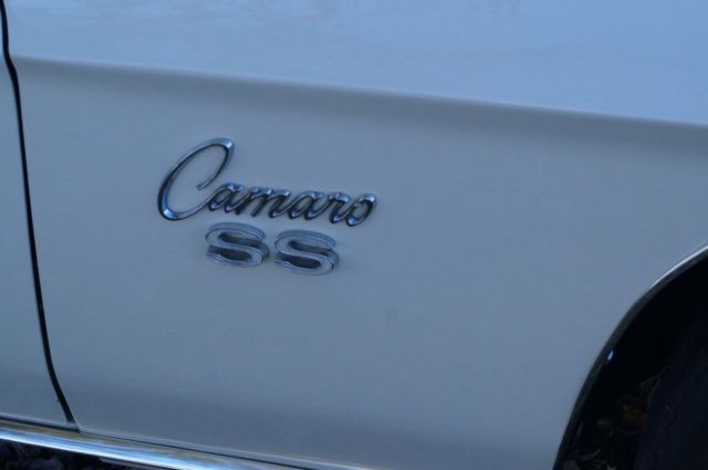 1969 White Chevrolet Camaro Coupe