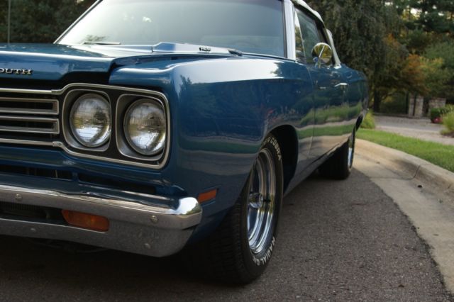 1969 Silver Plymouth Road Runner Coupe