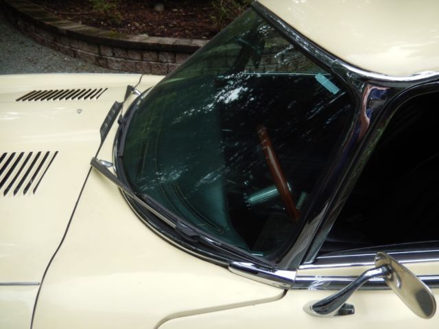 1969 Carmen Red Jaguar E-Type Coupe