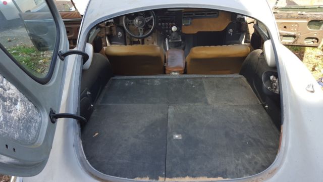 1969 primer Jaguar E-Type Coupe