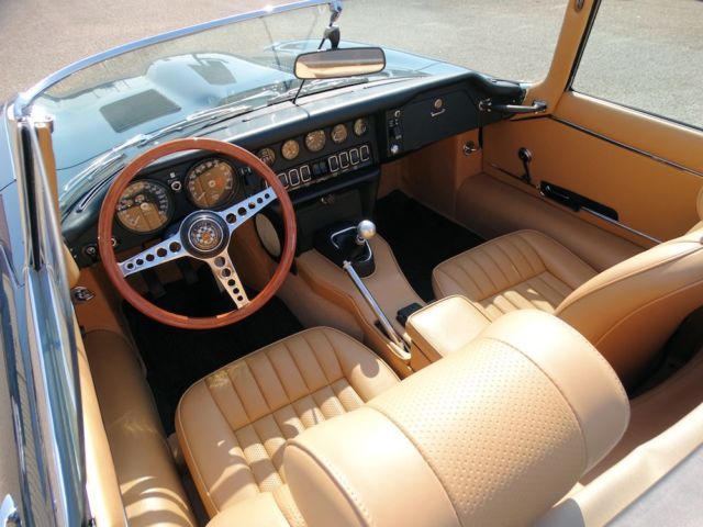 1969 Opalescent Dark Blue Jaguar E-Type