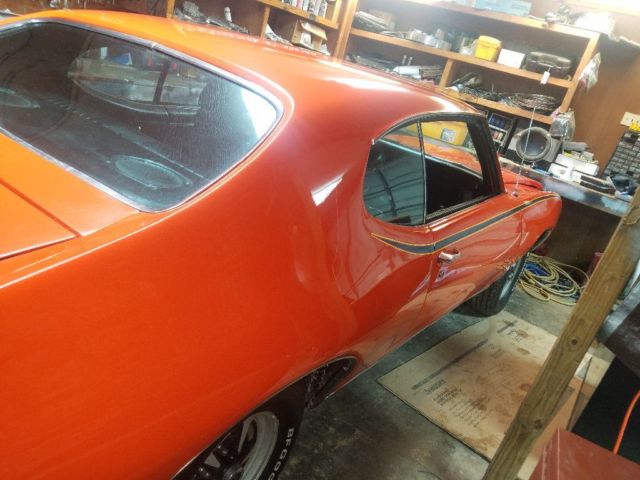 1969 carasile red .hugger orange Pontiac GTO Coupe