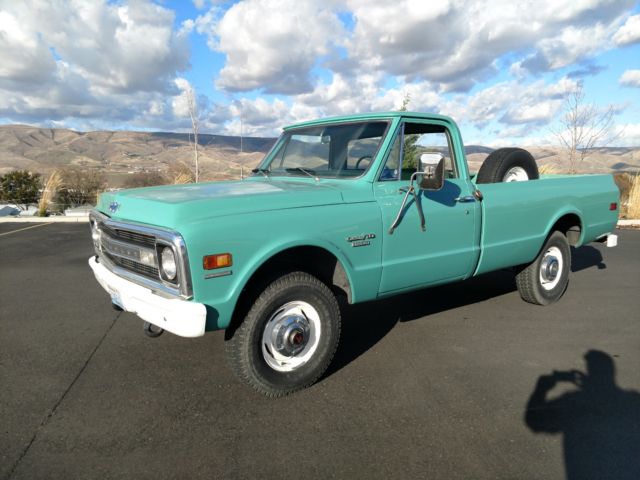 1969 Green Chevrolet C/K Pickup 1500 Standard Cab Pickup