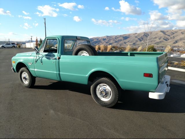 1969 Green Chevrolet C/K Pickup 1500 Standard Cab Pickup