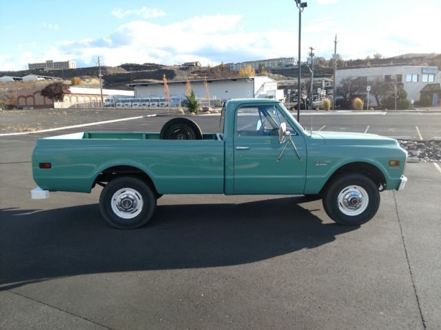 1969 Green Chevrolet C/K Pickup 1500 Standard Cab Pickup