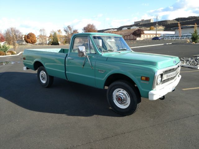 1969 Green Chevrolet C/K Pickup 1500 Standard Cab Pickup