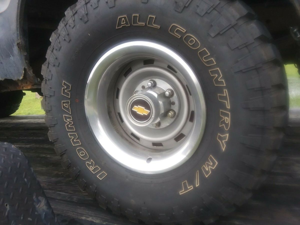 1969 Black Chevrolet Suburban