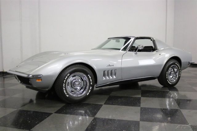 1969 Silver Chevrolet Corvette